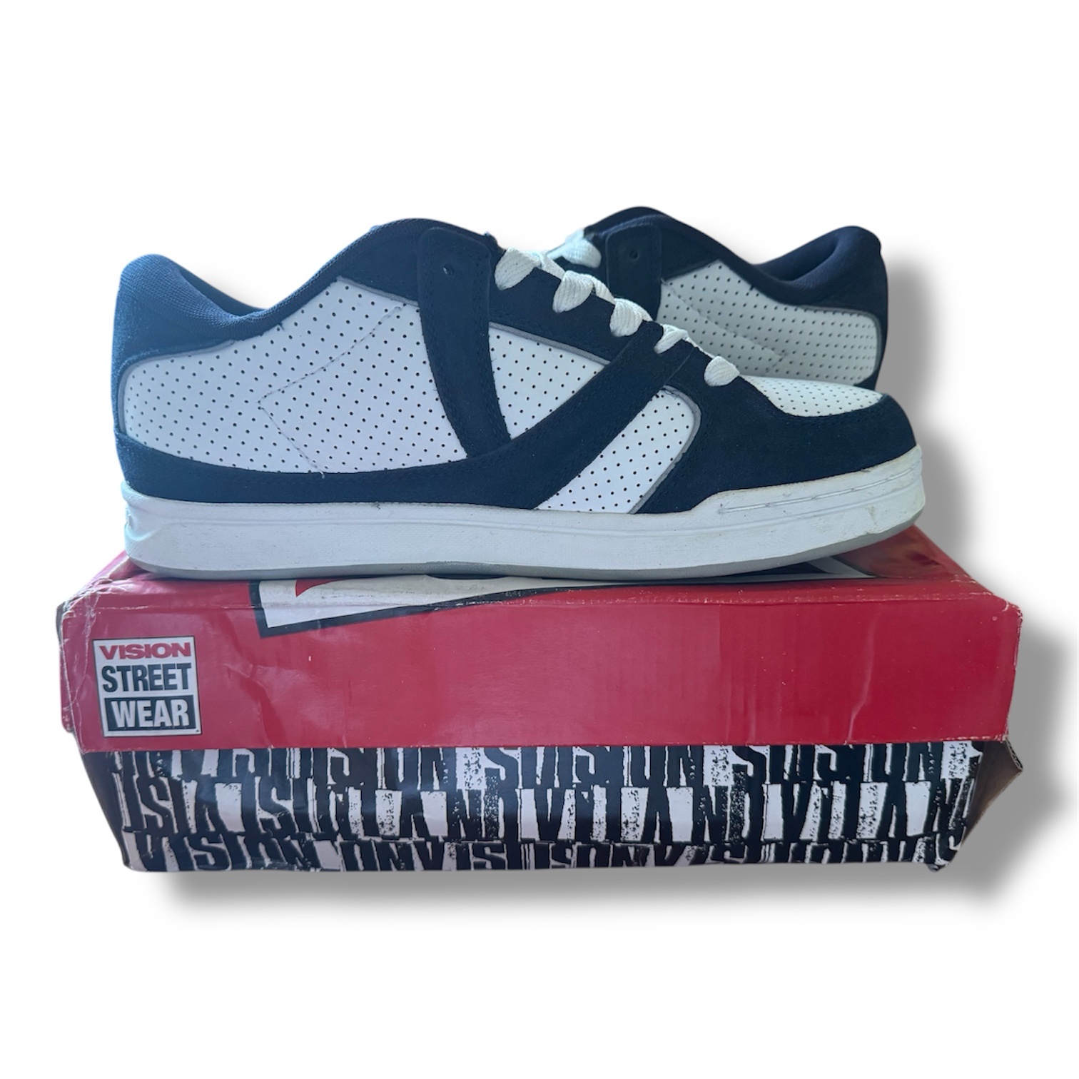 Y2K Vision Street Wear Skate Shoes Size 9 - Image 3