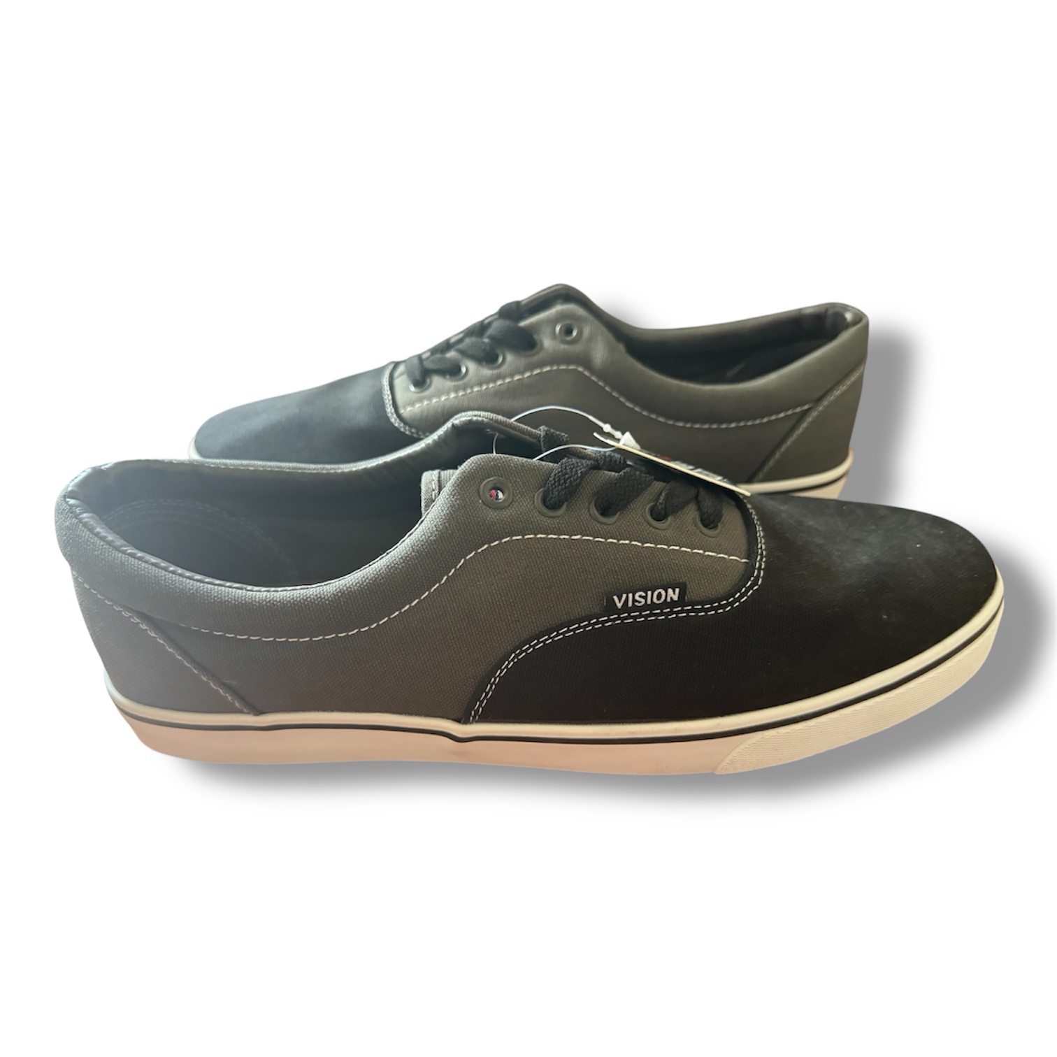 Vision Street Wear Skate Shoes Size 12 US New With Tags gum sole - Image 2