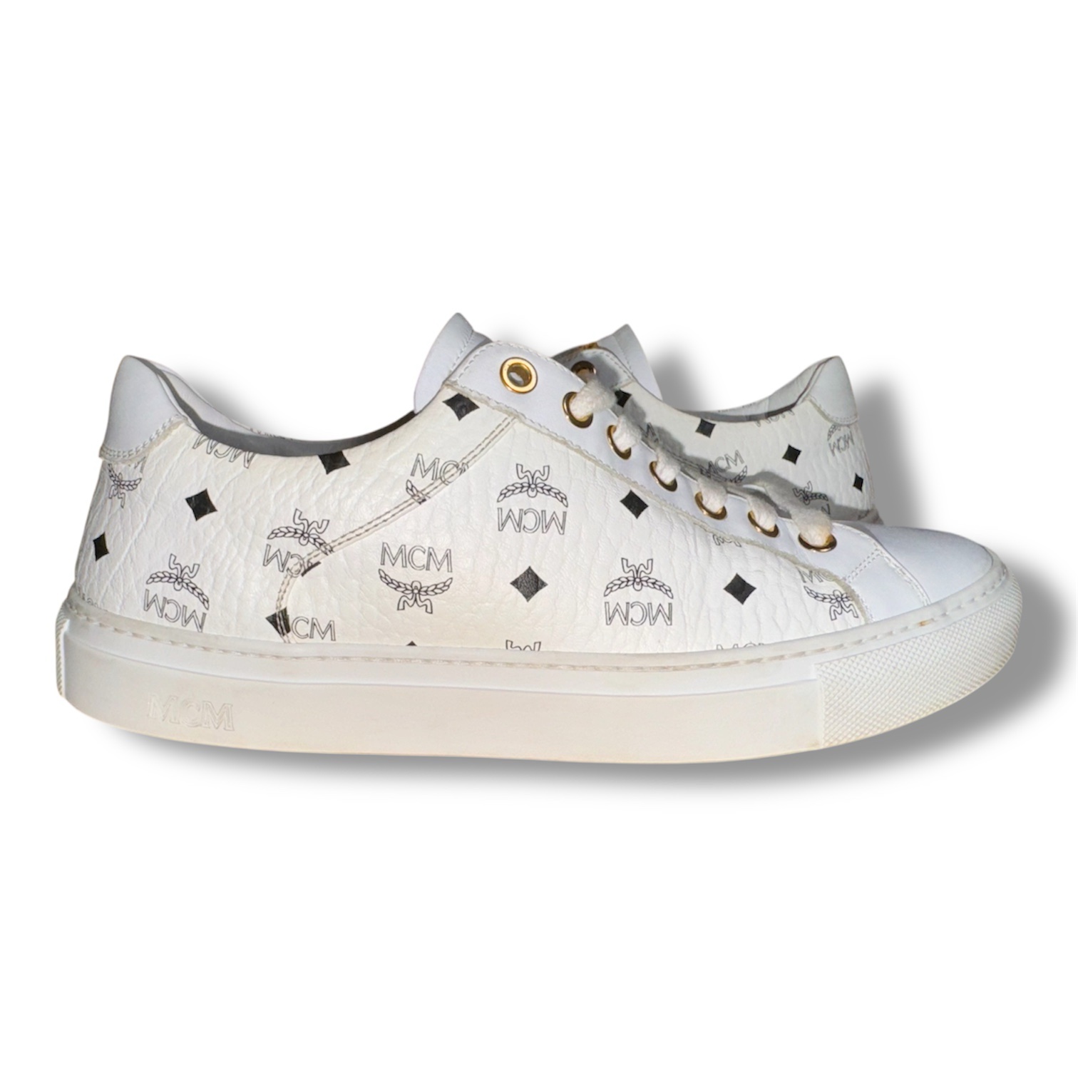 Size 39 MCM Sneakers White Visetos Low Top (Women's US 9, Men's US 7) - Image 2