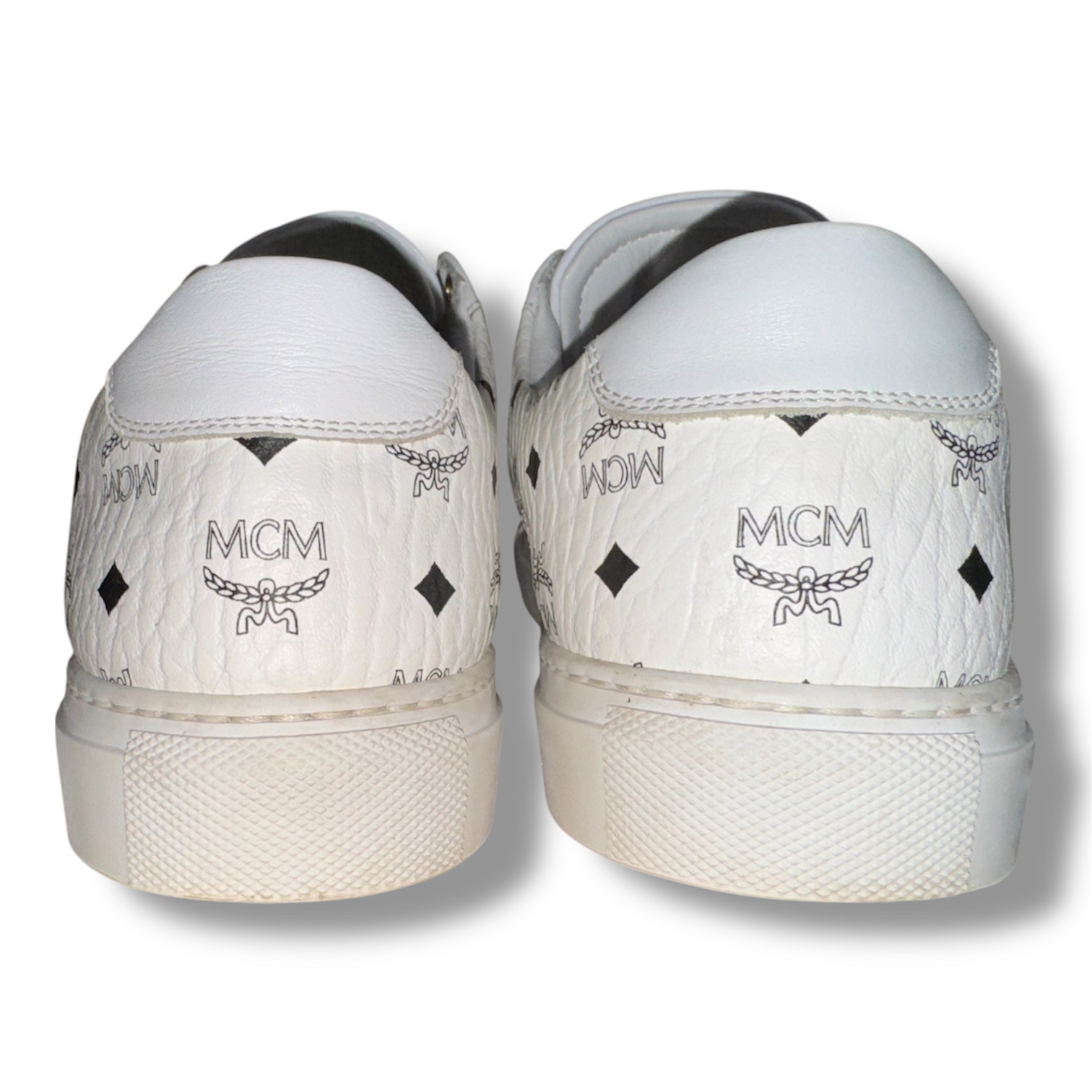 Size 39 MCM Sneakers White Visetos Low Top (Women's US 9, Men's US 7) - Image 8
