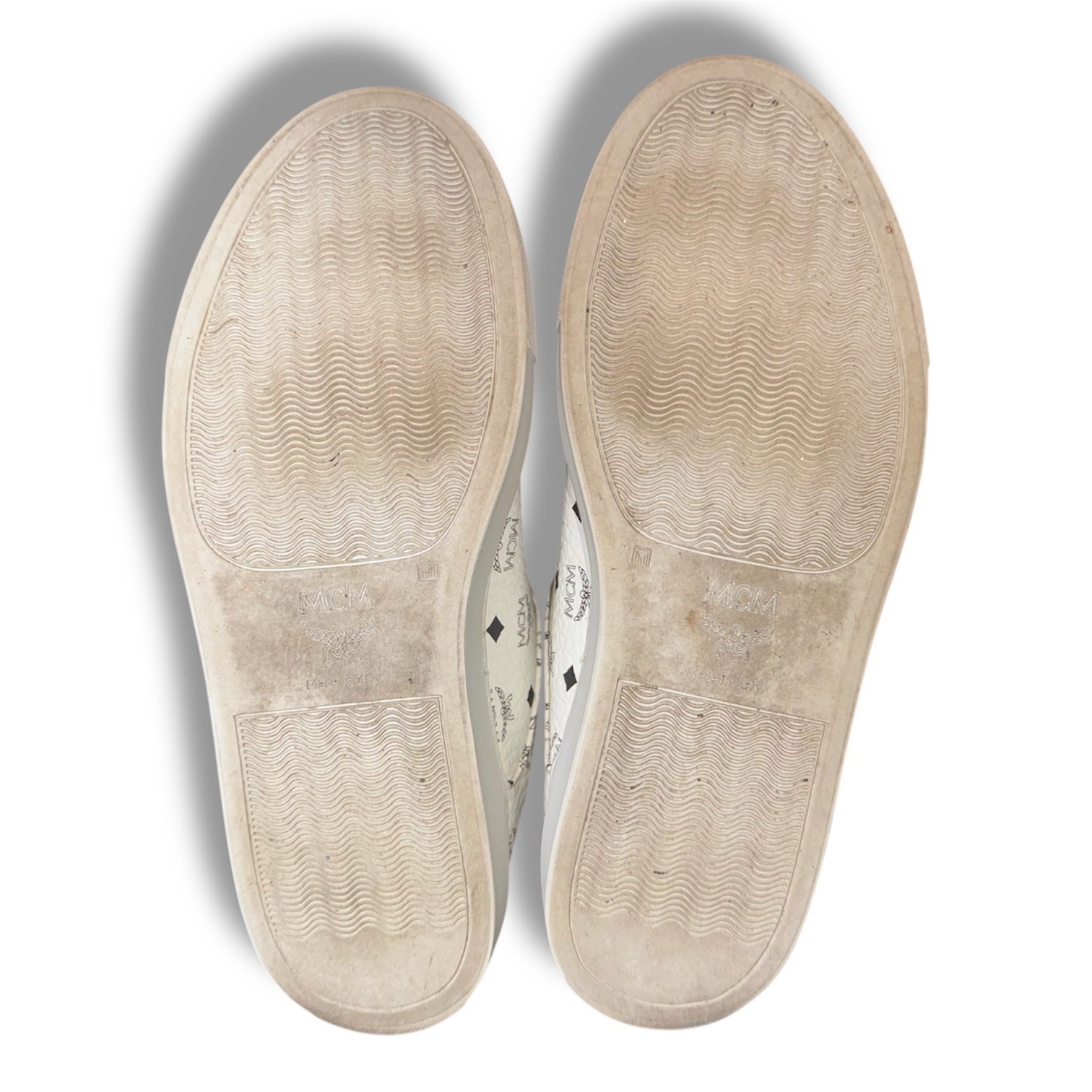 Size 39 MCM Sneakers White Visetos Low Top (Women's US 9, Men's US 7) - Image 10